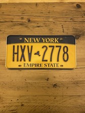 Vintage New York - Empire State - US Car License Plate HXV 2778