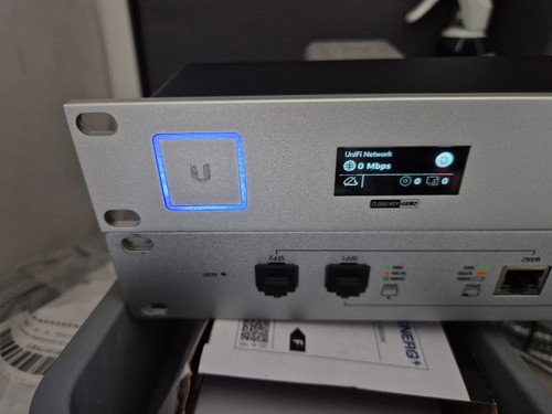 Ubiquiti unifi networks cloud - ubiquiti,