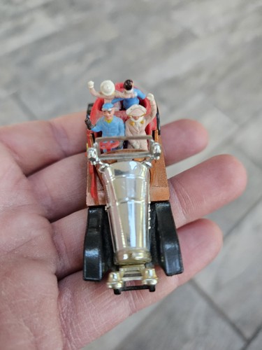 Vintage 1968 corgi - 1968, chitty