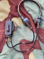 (Fu)b laryngeal microphone