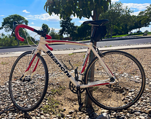 Bianchi via nirone road bike - road,