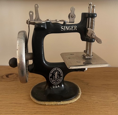Antique singer model 20 - singer,