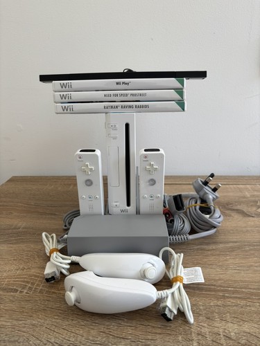 Nintendo wii console bundle - nintendo,