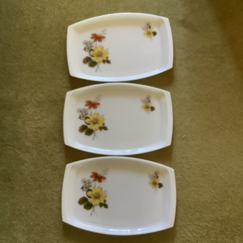 Three large vintage pyrex - three,