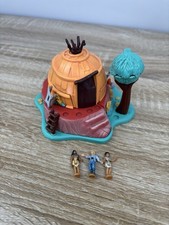 Polly Pocket Disney Vintage 1995 Pocahontas Powhatan Hut House Playset