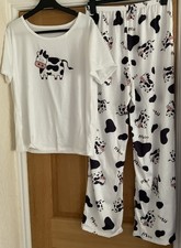 Ladies cow print pyjama set - print,
