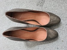 Brand New Women's Next 7 (41) Snakeskin Gold leather Platform Heeled shoes NBW