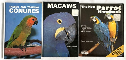 Parrot books macaws - (3),