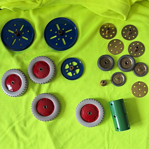Meccano mixed parts bulk - mixed, lot
