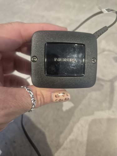 Genuine nokia mains charger - nokia, uk
