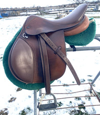 Used 16" St. Charles CC /jumping English saddle w/fittings, pad M tree