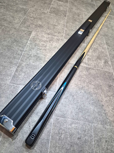 Cues cue case set one - cue,