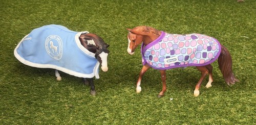Breyer classics bay pinto pony - bay,