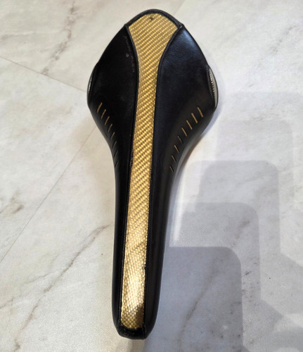 Fizik arione saddle - arione, infused