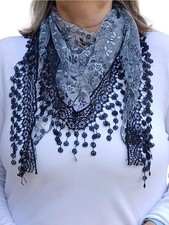 Glitter Triangle Scarf –