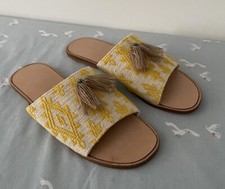 Ladies Ecru Yellow Ikat