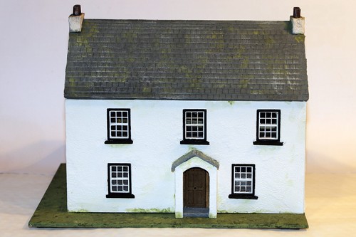 Scale dolls house kit - 1/48,