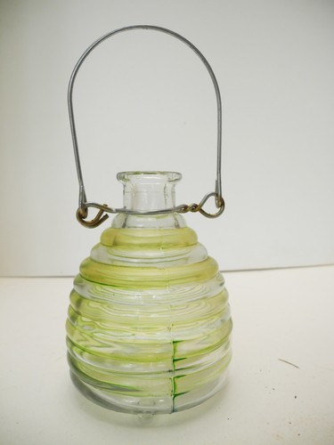 Vintage ribbed glass wasp - ribbed, wasp/