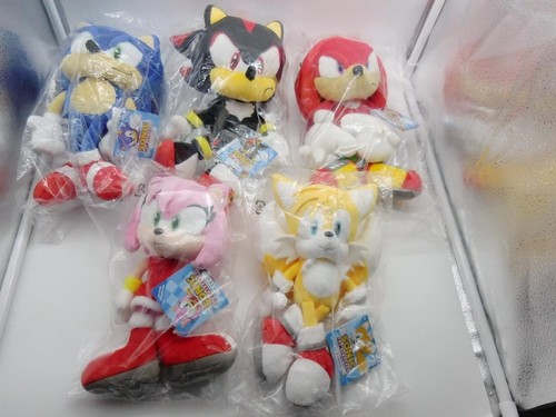 Sega sonic the hedgehog plush - sonic,