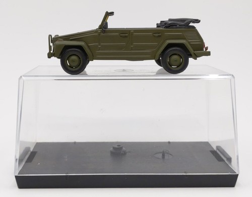 Minichamps diecast - 1:43,