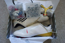 Football Boots Adidas F50i Tunit White (2009) Size 8UK ALL
