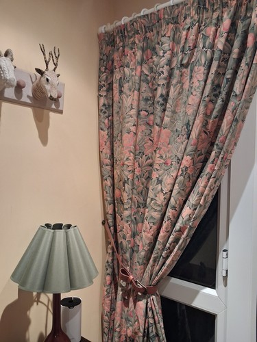 Vintage country cottage style
