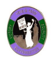 Suffragette Votes for Women enamel commemorative pin badge (black)