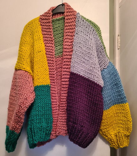 Hand knitted super chunky - hand,