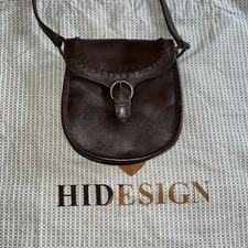 Hidesign Messenger Crossbody