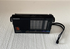 Sony ICF-5100 is a portable