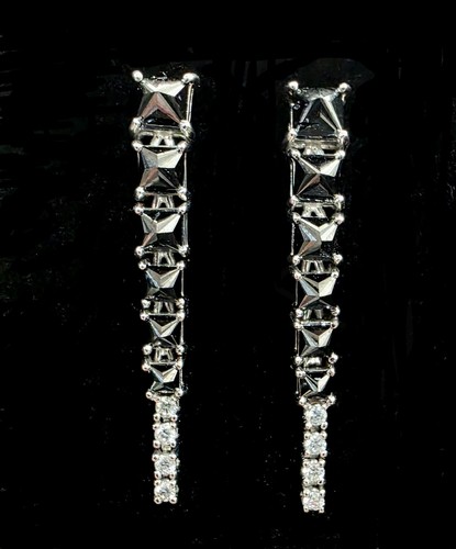 18kt gold ctw - 18kt, 2.57