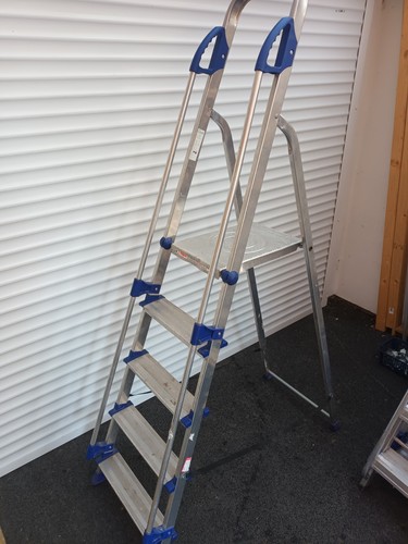 Werner abru stepladder tread - werner, 5