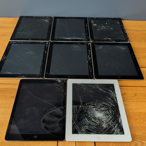 Lot faulty damaged ipad - lot,