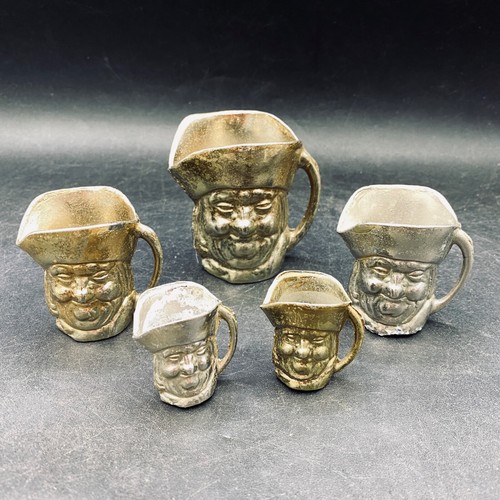 Brass toby jugs bundle - brass,