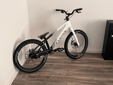 Canyon CFR Stitched Trial (Like New)