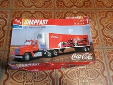AMT Ertl Snapfast 1/32