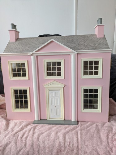 Georgian style dolls house - dolls,
