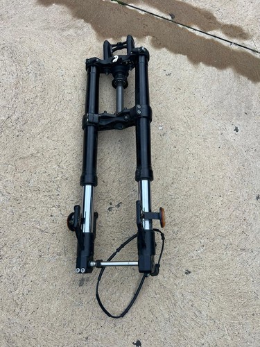 Yamaha mt125 2024 front forks - mt125,