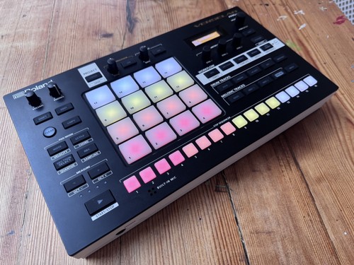 Roland verselab groovebox - verselab, mv-1