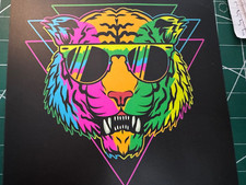 TRIPPY TIGER  FLASHING T SHIRT  SOUND ACTIVATED FLASHING LED PANEL  10 SEE VIDEO