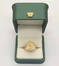 18ct vintage family crest - family,