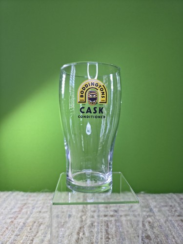 Boddingtons cask conditioned - boddingtons,