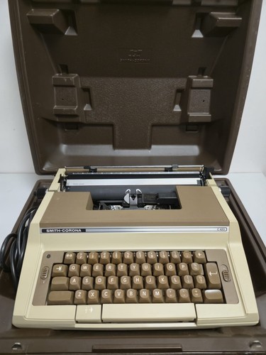 Vintage smith corona - smith, courier