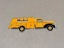 VINTAGE 12” MOBIL SERVICE