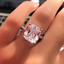 Cushion Cut Diamond Solitaire