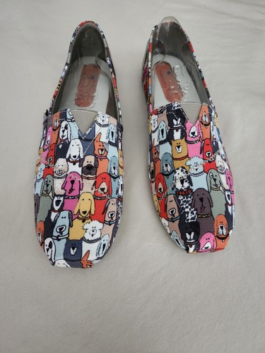 Bobs skechers wag party - by, dog