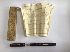 De La Rue Dainty Fountain Pen. Original Box And Instructions