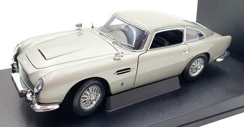 Autoart scale 70020 aston - autoart,