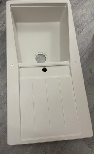 Matt white single - white,