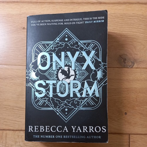 Onyx storm discover - onyx, the